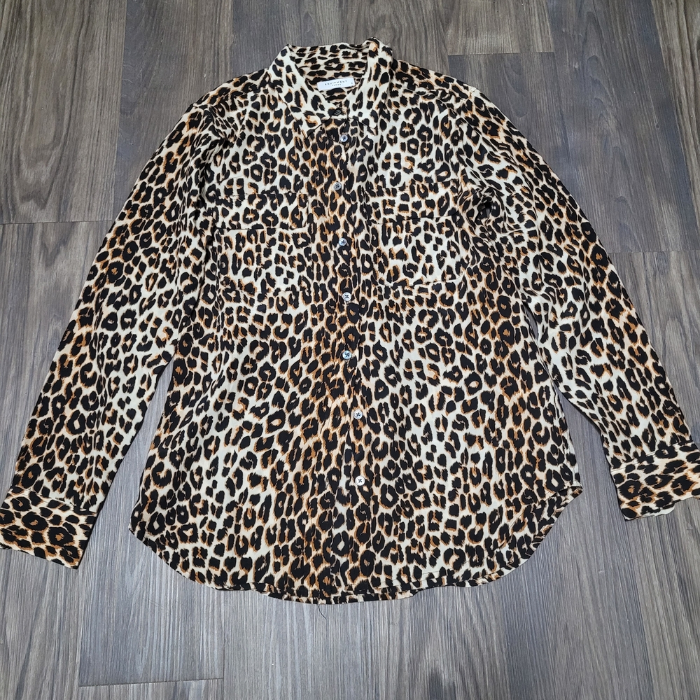 Equipment Leopard Print Button-Up Shirt Size S 100% Silk